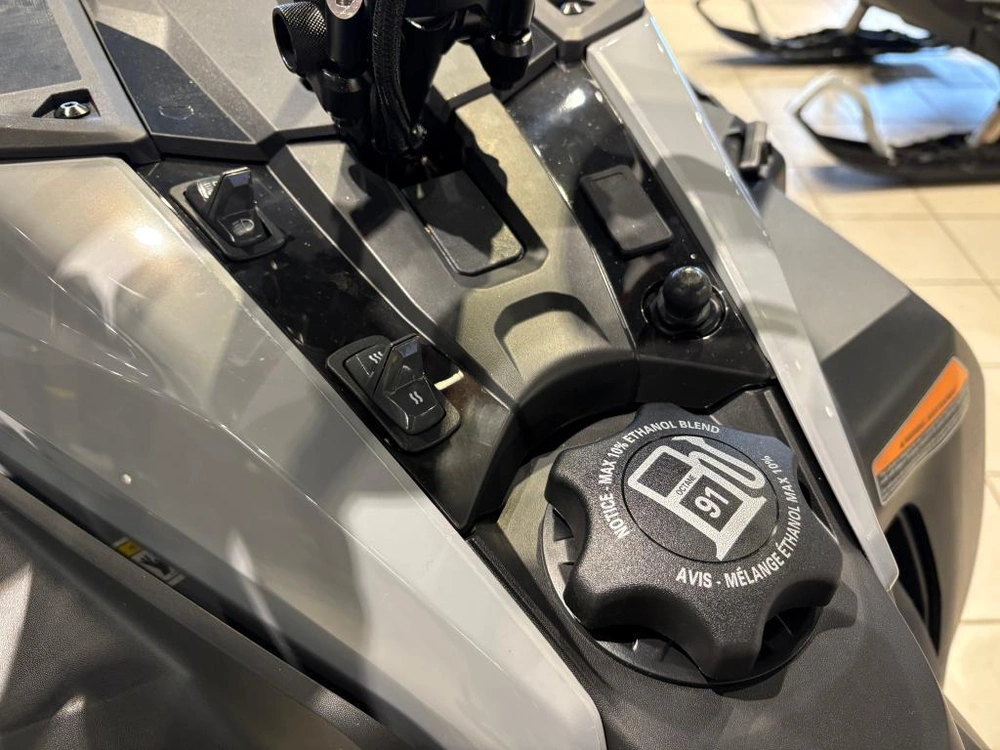Ski-doo Summit X W/ Expert Pkg 154 850 E-tec Powdermax Light 2.5'' Shot Lac 2026 alt