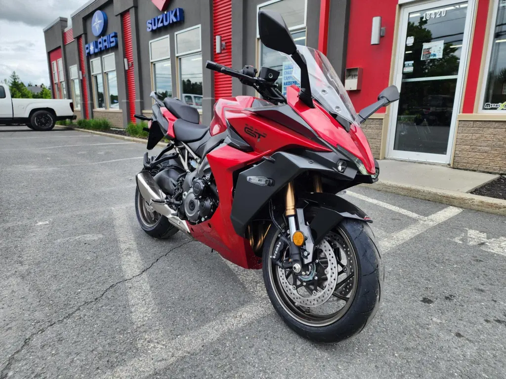 Suzuki GSX-S 1000 GT 2025