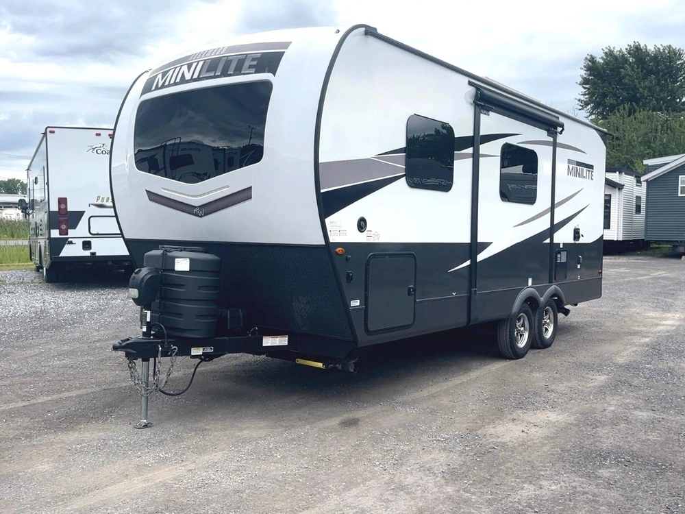 Rockwood Mini Lite 2205s 2024 alt