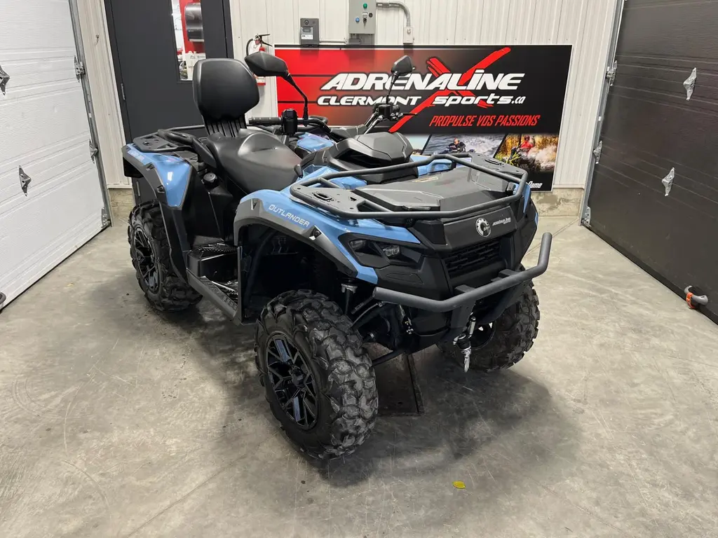 Can-Am OUTLANDER MAX XT 700 2025