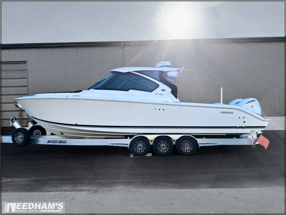 2021 Pursuit Dc 326 alt