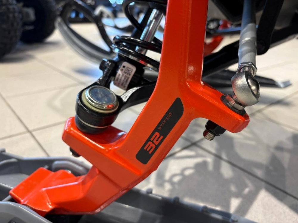 Ski-doo Summit X W/ Expert Pkg 154 850 E-tec Powdermax Light 2.5'' Shot Lac 2026 alt