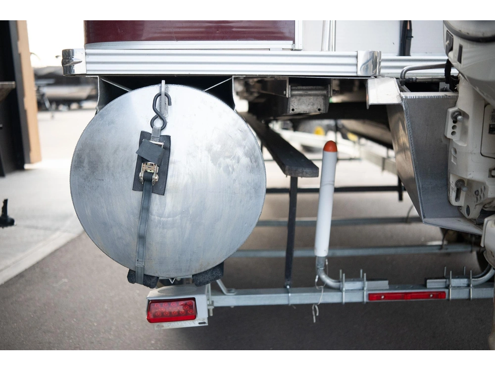 2011 Manitou Encore 23 4-point alt