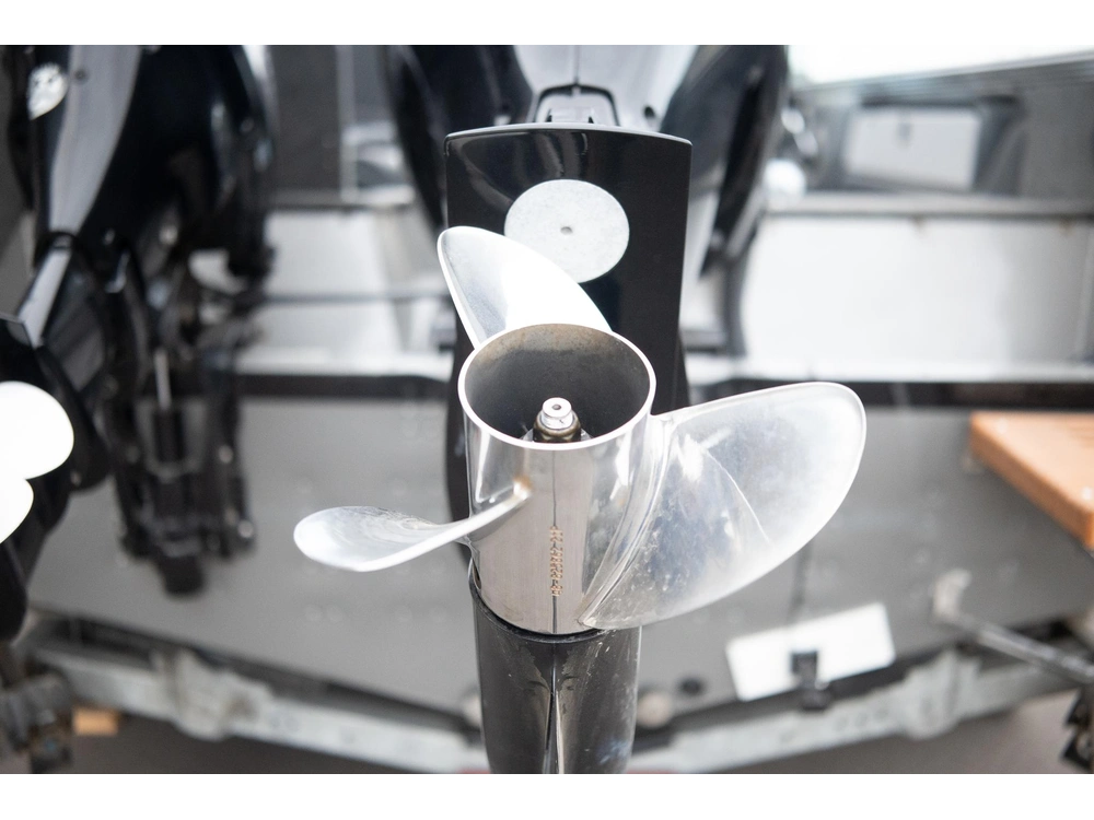 2013 Lund Boat Co 2150 Baron alt