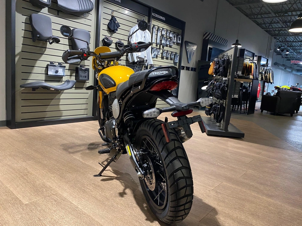 2026 Triumph Scrambler 400 Xc - Racing Yellow alt