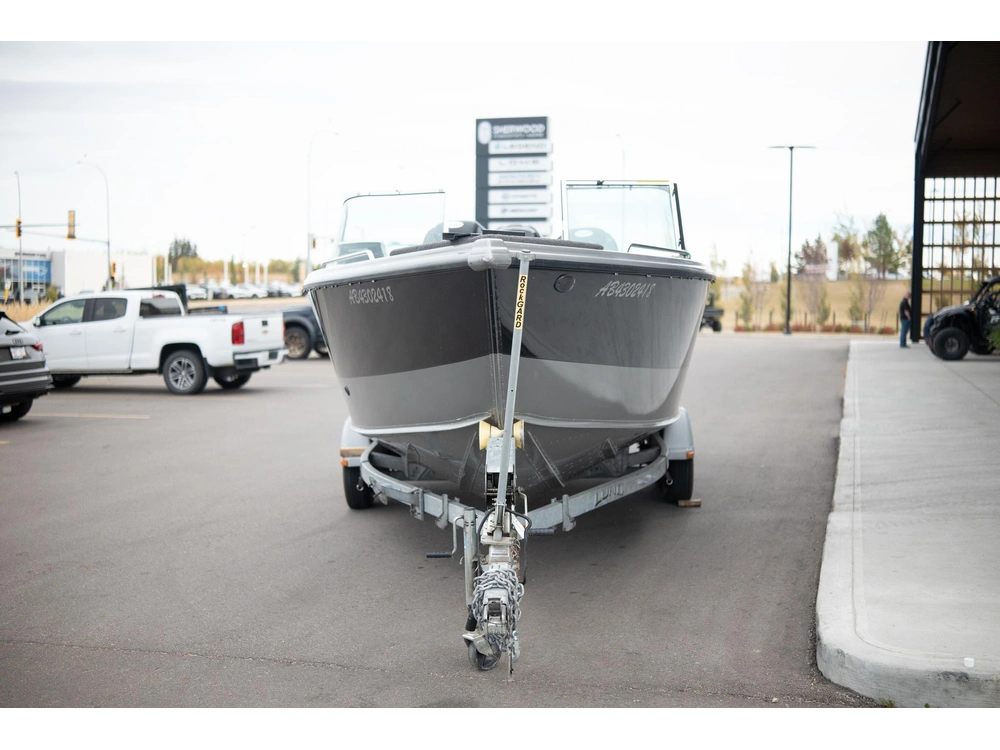 2013 Lund Boat Co 2150 Baron alt