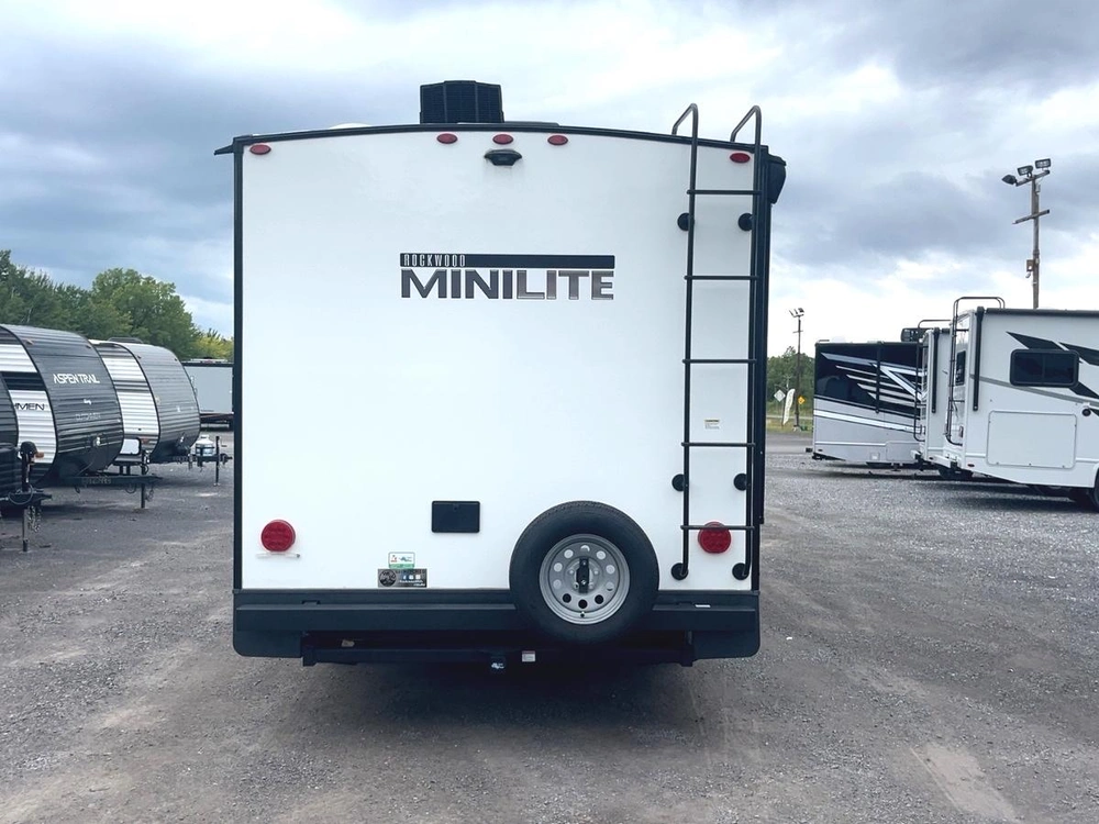 Rockwood Mini Lite 2205s 2024 alt