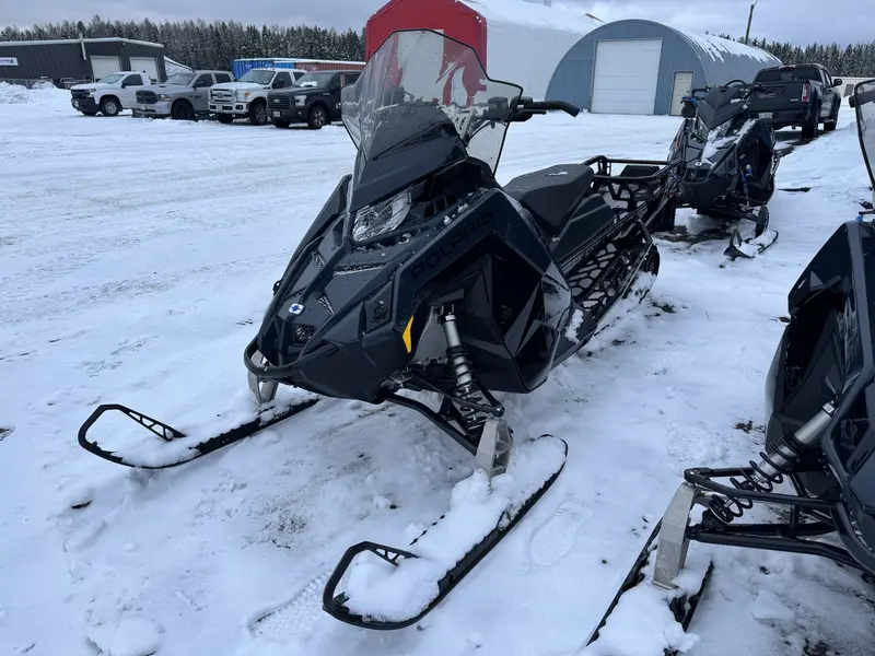 2026 Polaris 650 VOYAGEUR SP 155 X 1.6
