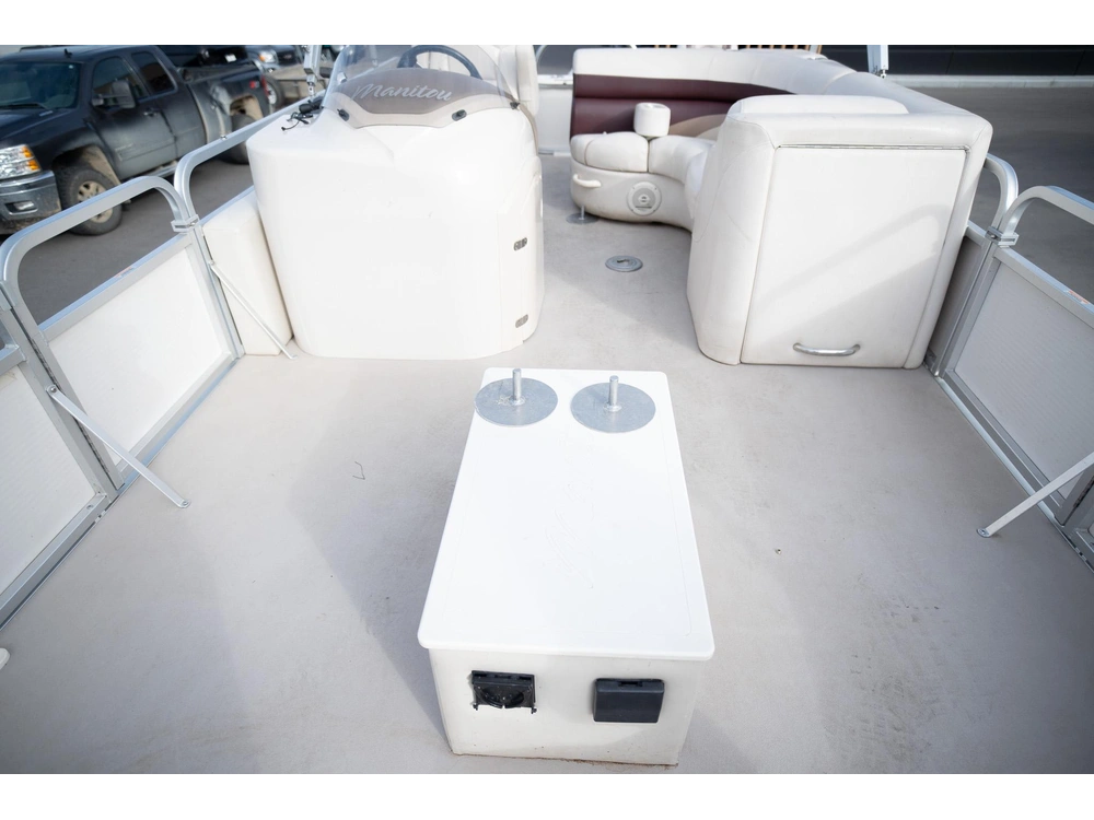 2011 Manitou Encore 23 4-point alt