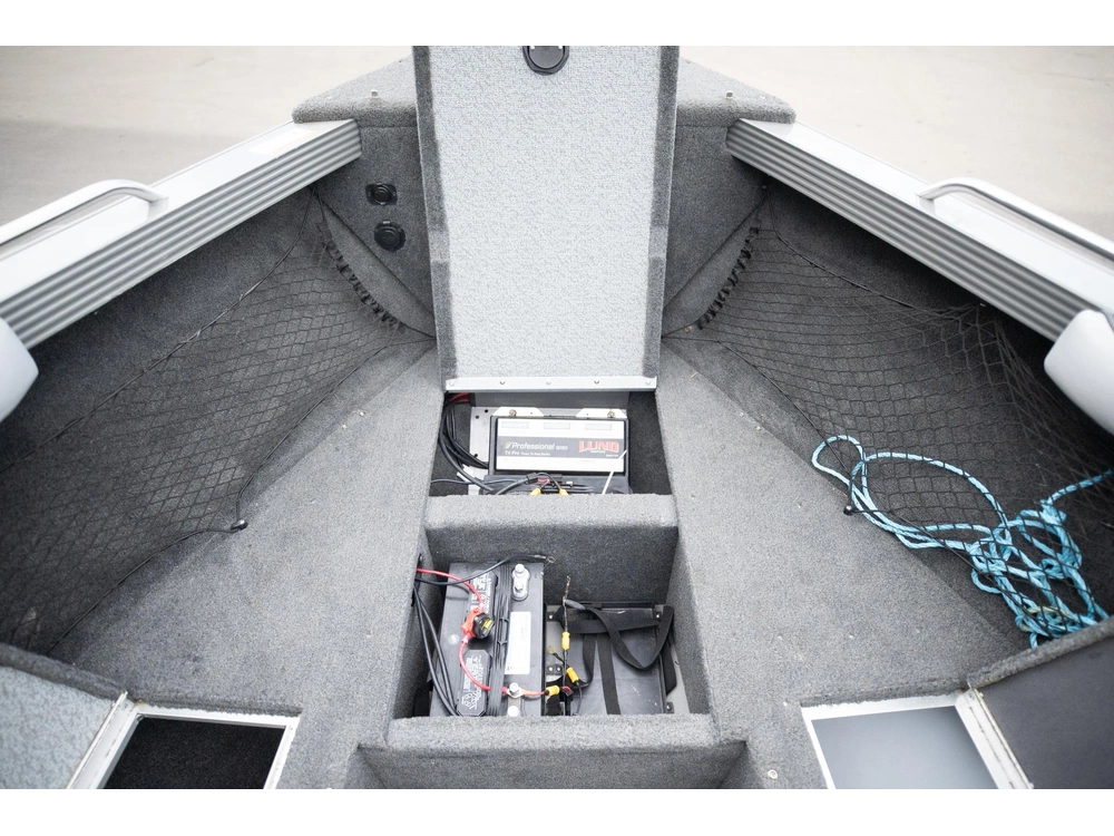 2013 Lund Boat Co 2150 Baron alt