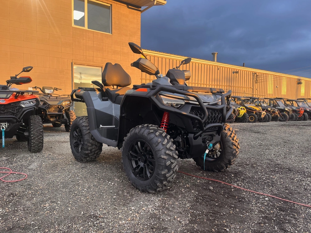 2025 Cfmoto Cforce 1000 Touring alt