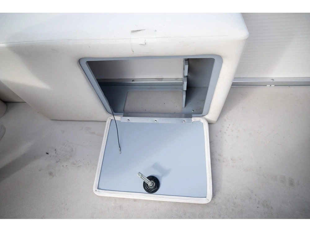 2011 Manitou Encore 23 4-point alt