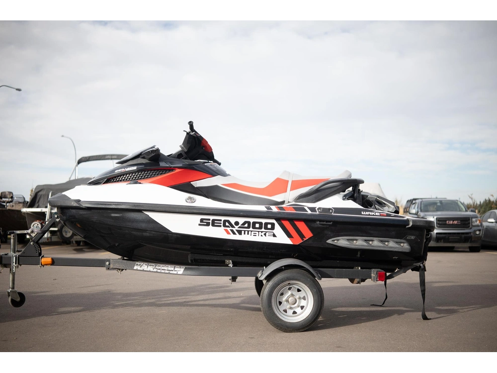2012 Sea-doo Wakepro alt