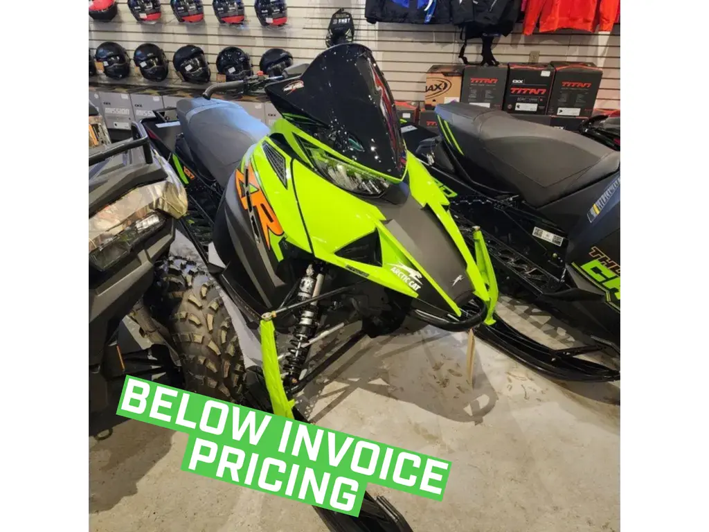 2024 Arctic Cat ZR 8000