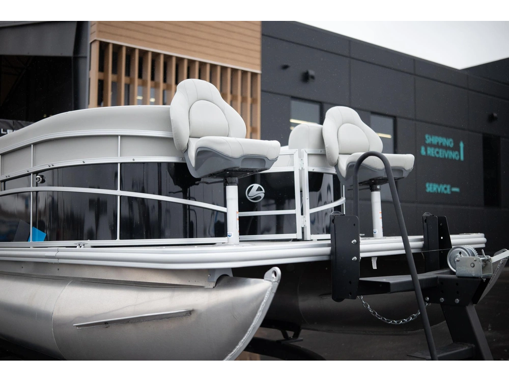 2023 Legend 20 Fun Ext alt