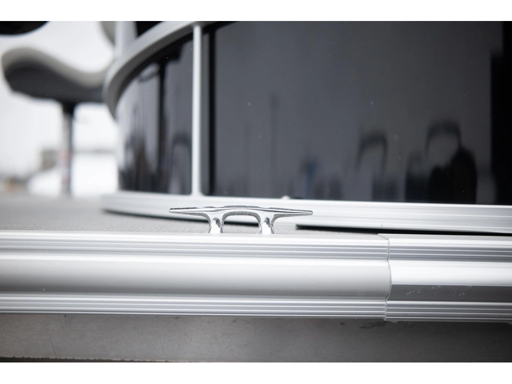 2023 Legend 20 Fun Ext alt