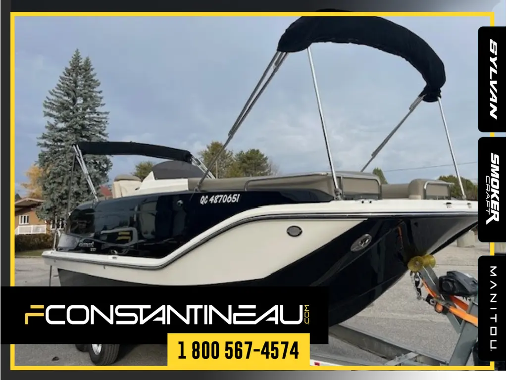 2015 Bayliner Element XR7