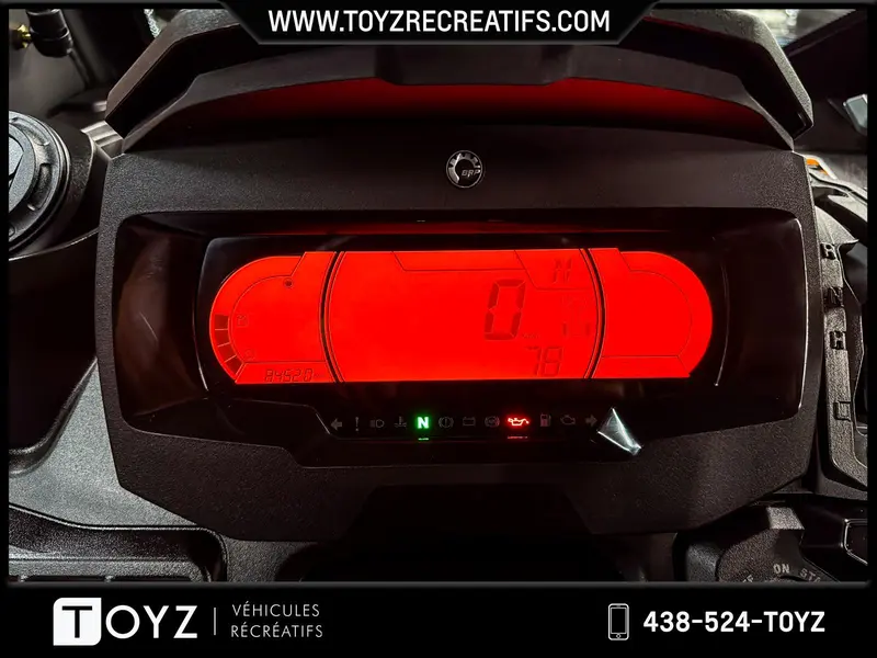 Can-Am DEFENDER LIMITED HD10 2022