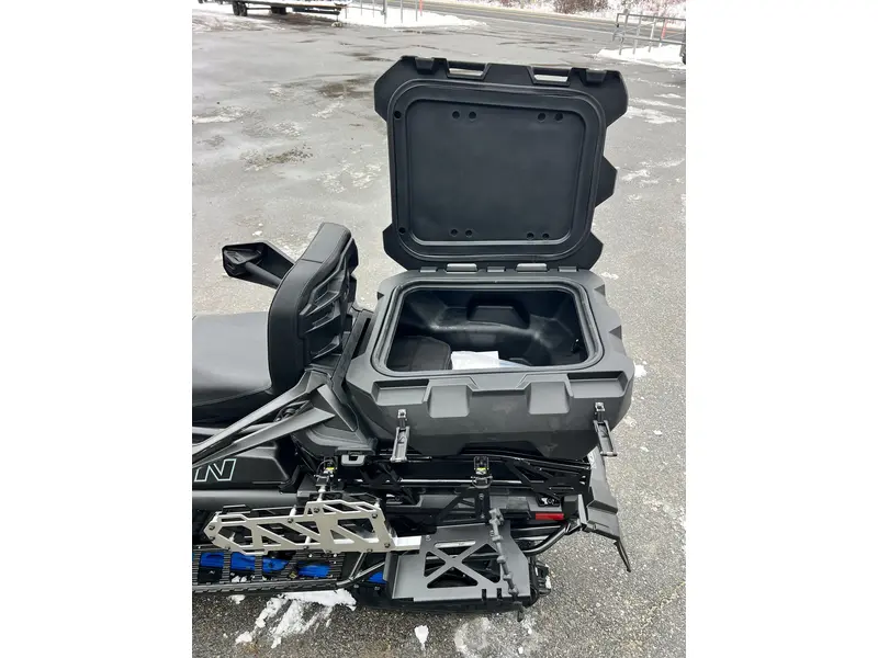 2026 Polaris Titan 850 adv