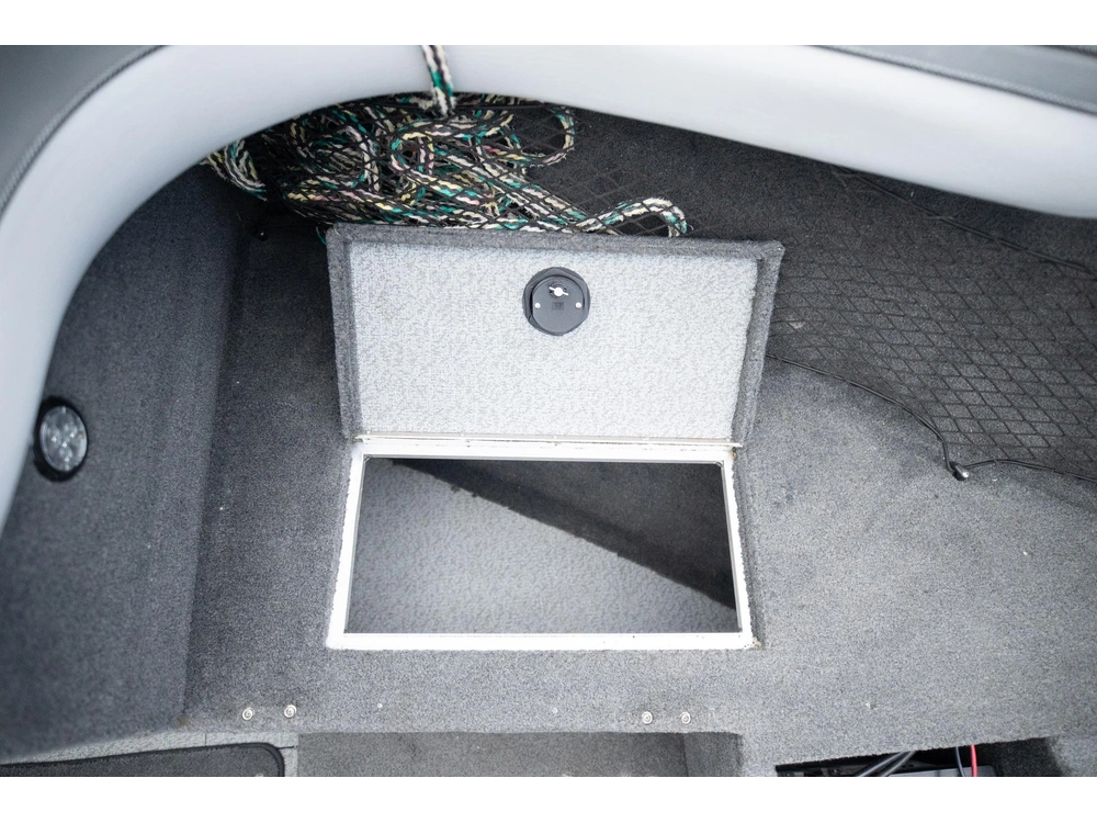 2013 Lund Boat Co 2150 Baron alt