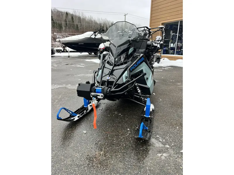 2026 Polaris Titan 850 adv