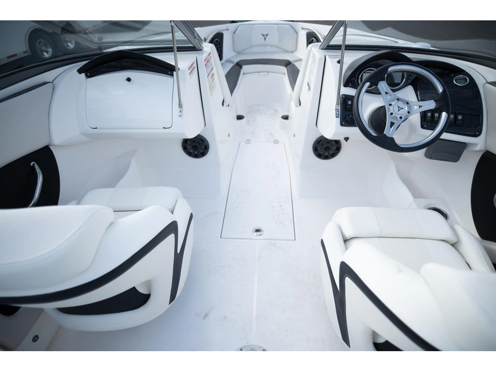 2020 Campion A20 Br alt