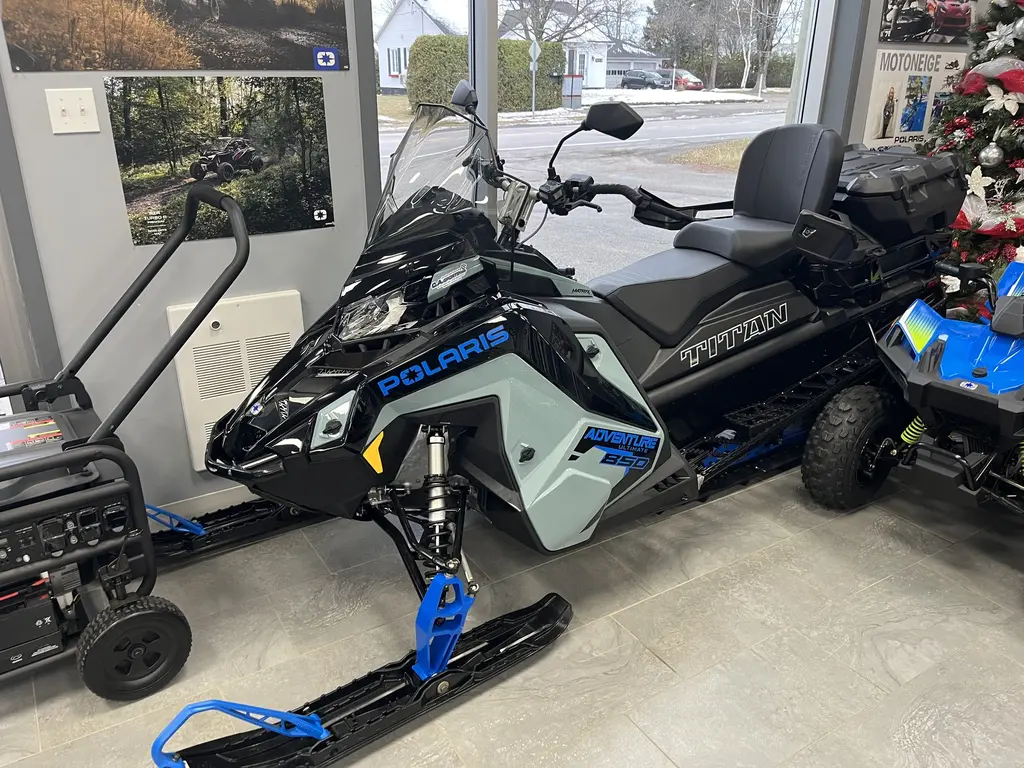 Polaris TITAN ADVENTURE 850  2026
