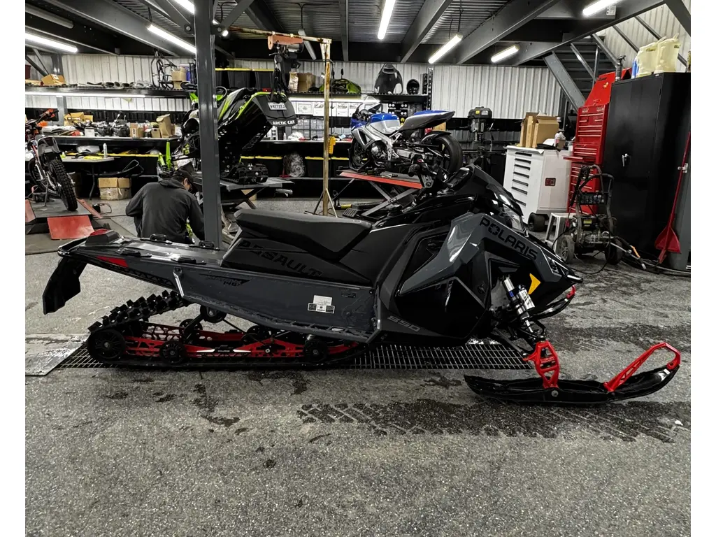 2021 Polaris ASSAULT 850