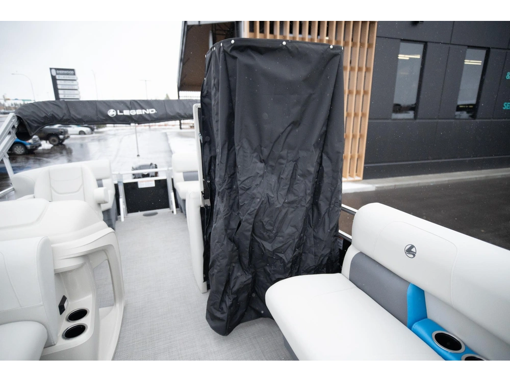 2023 Legend 20 Fun Ext alt