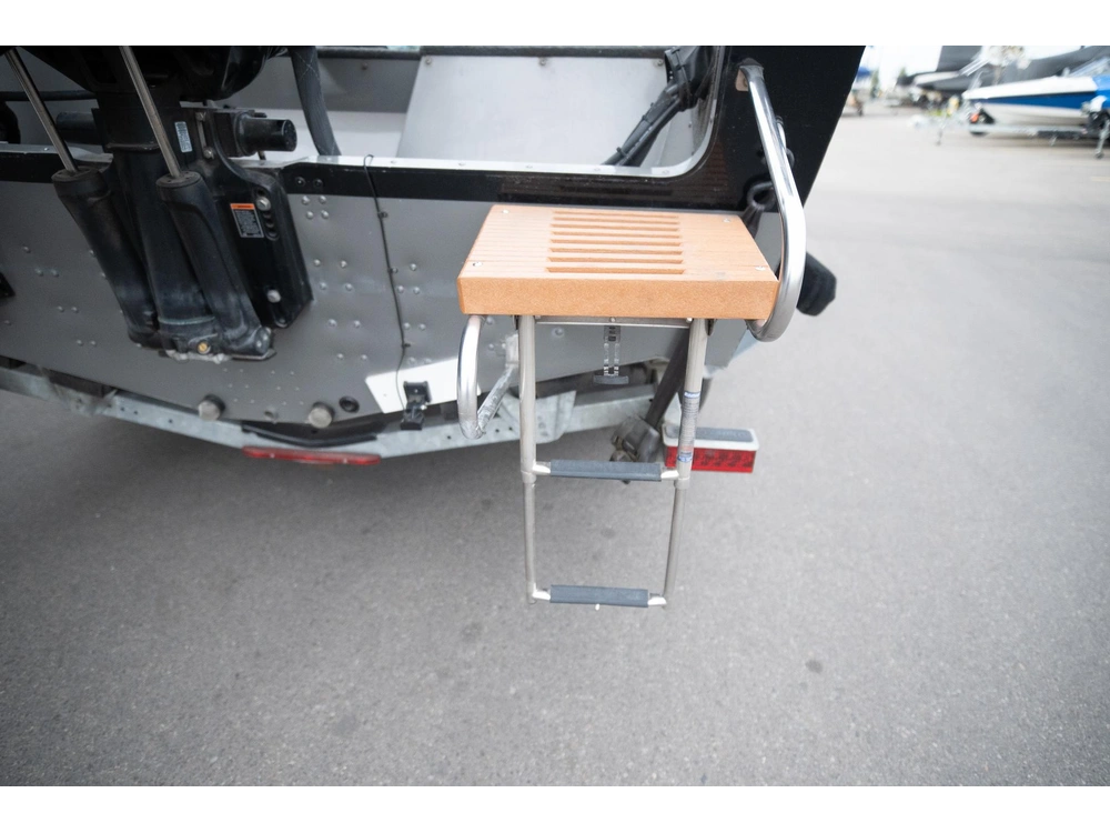 2013 Lund Boat Co 2150 Baron alt