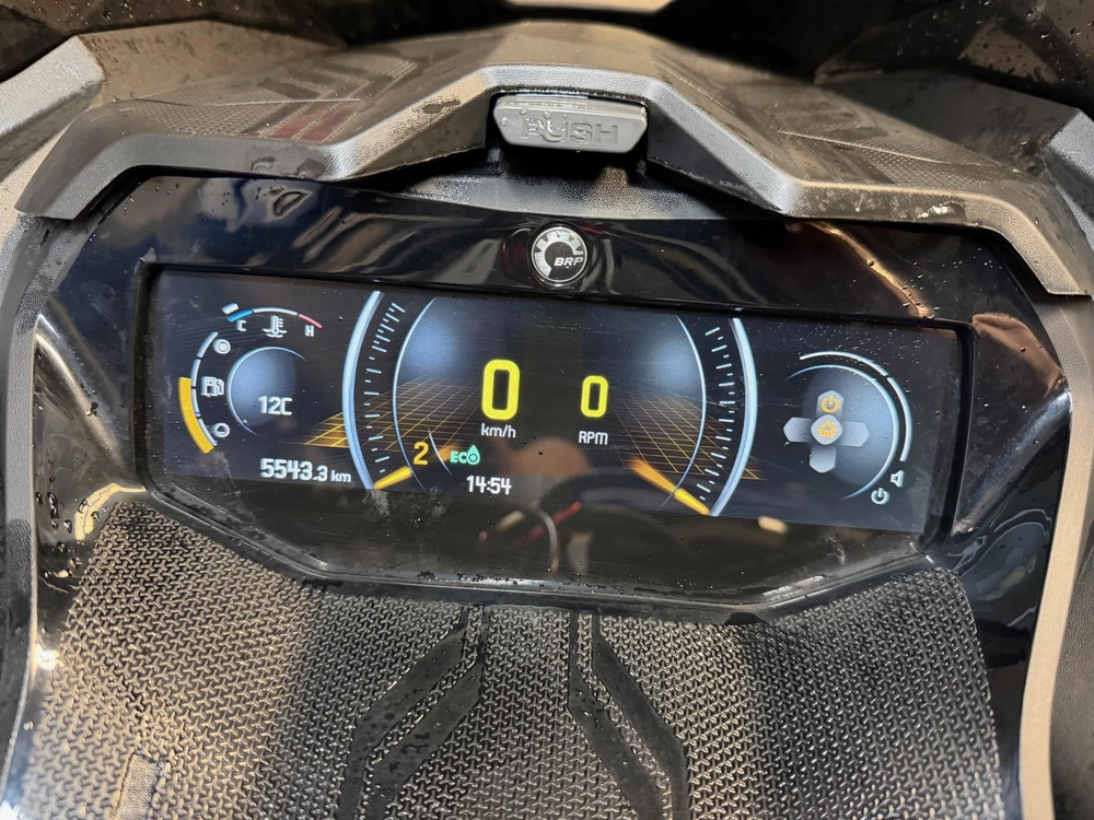 Ski-doo Grand Touring Limited 900 2023 alt