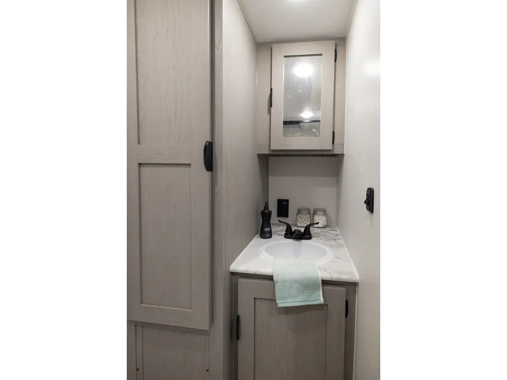 2026 Forest River Viking 17fq alt