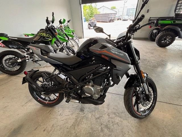 2023 Cfmoto 300nk 300nk 300 Nk Z400 Financement Petites Plaques Mt03 alt