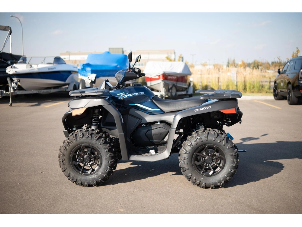 2026 Cfmoto Cforce 600 Touring alt