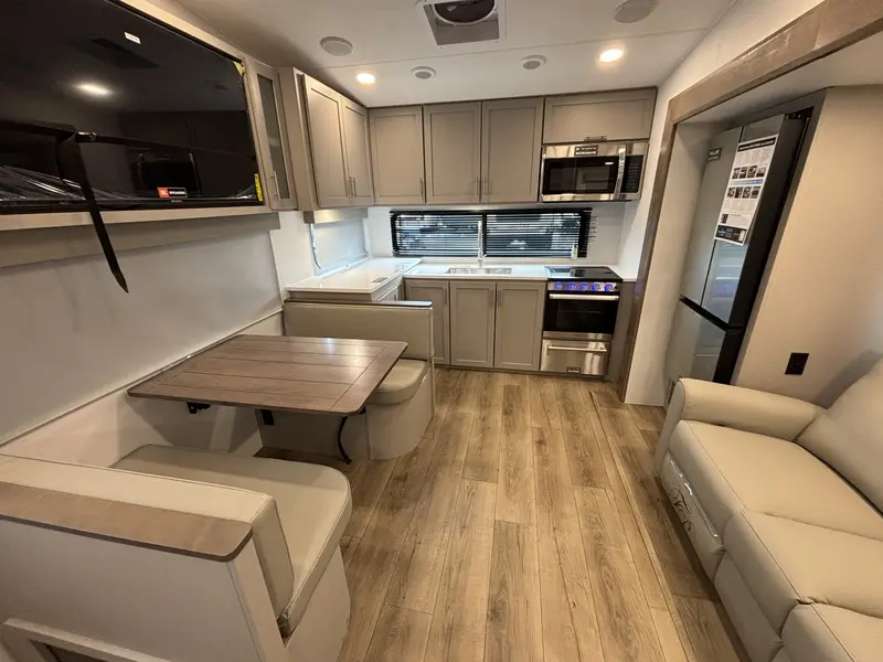 2026 Alliance Avenue 23ML