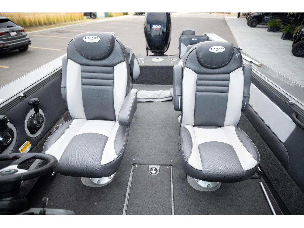 2013 Lund Boat Co 2150 Baron alt