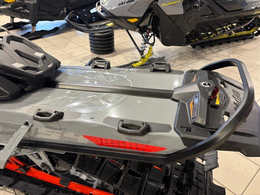 Ski-doo Summit X W/ Expert Pkg 154 850 E-tec Powdermax Light 2.5'' Shot Lac 2026 alt