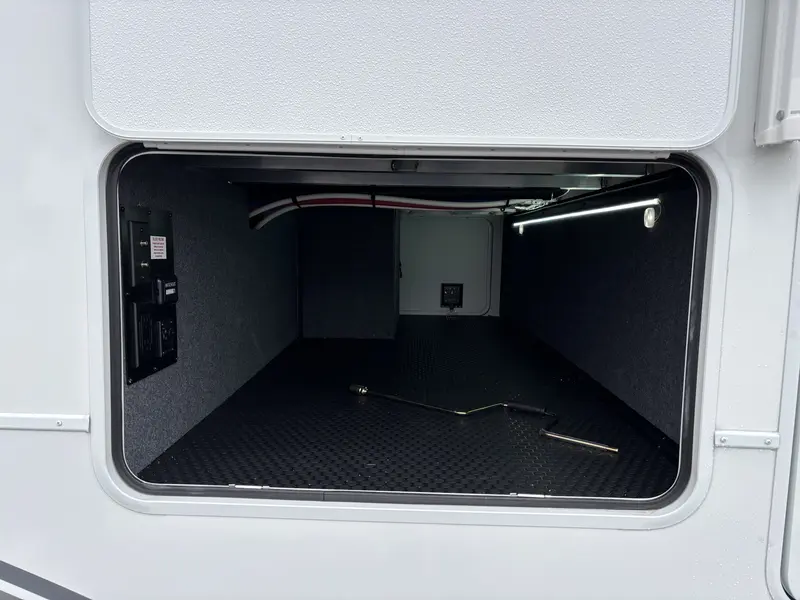 2026 Alliance Avenue 23ML