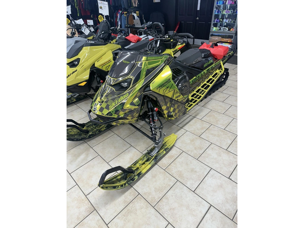 2025 Ski-doo Freeride 850 Turbo 146 alt