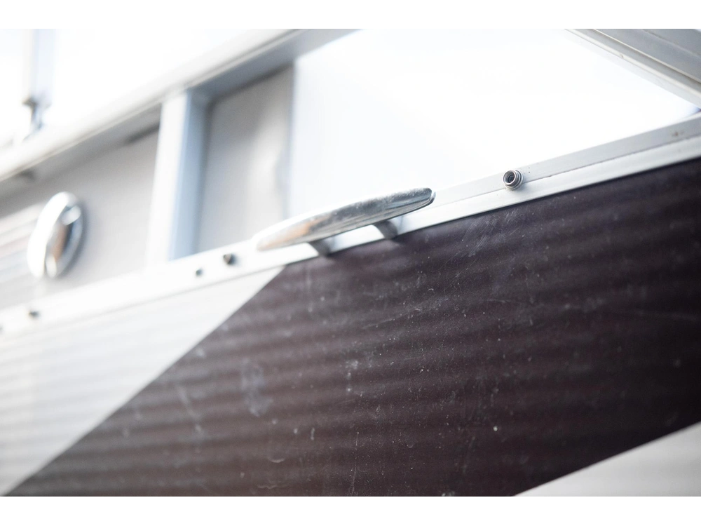 2011 Manitou Encore 23 4-point alt