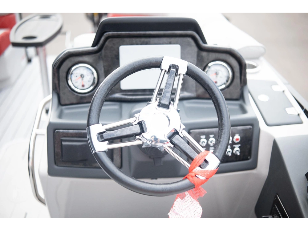 2024 Suncatcher Elite 324rc alt