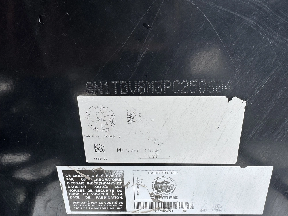 2023 Polaris Boost Indy Vr1 137 alt