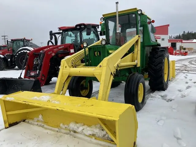 1973 John Deere 2120