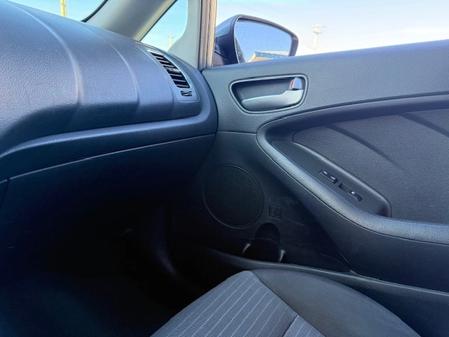 2018 Kia Forte Lx+ alt