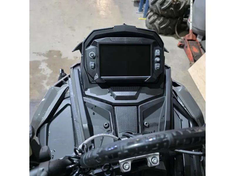 2025 Polaris Boost PRO RMK 155 - 7S Display