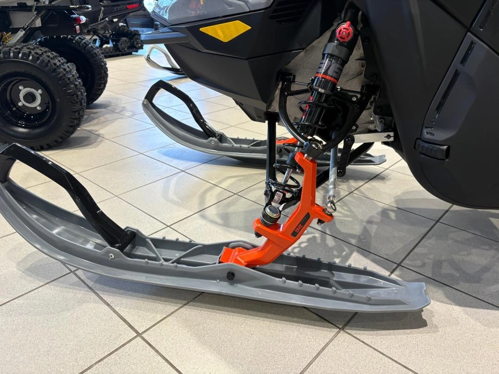 Ski-doo Summit X W/ Expert Pkg 154 850 E-tec Powdermax Light 2.5'' Shot Lac 2026 alt