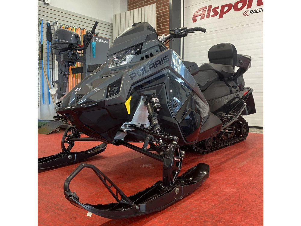 2025 Polaris 650 Indy Adventure 137 alt