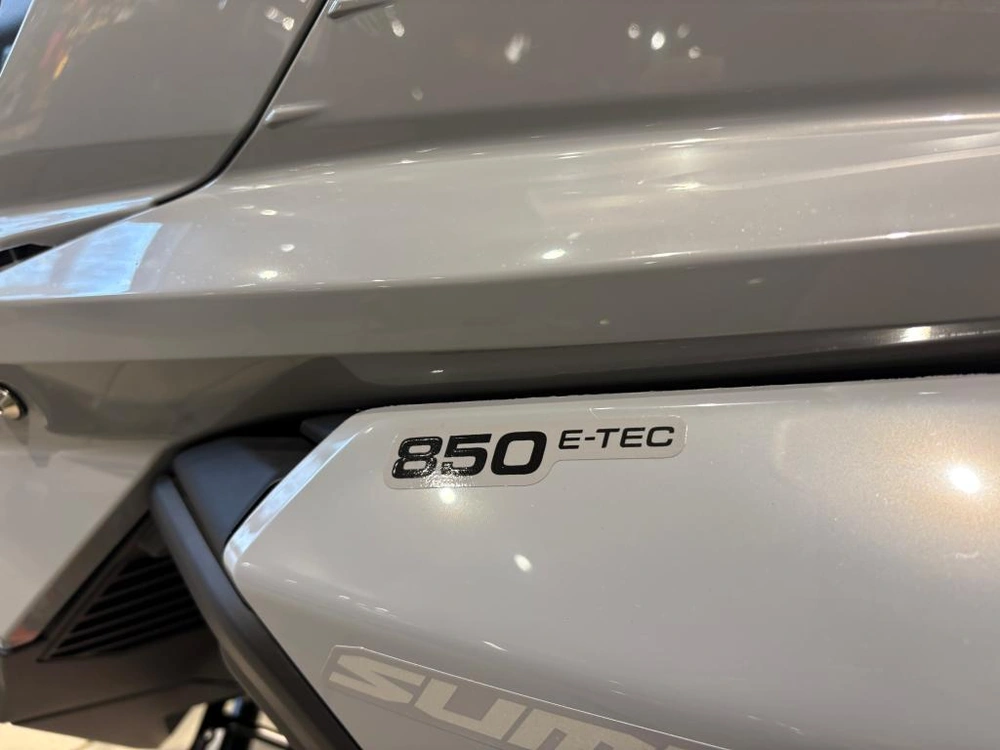 Ski-doo Summit X W/ Expert Pkg 154 850 E-tec Powdermax Light 2.5'' Shot Lac 2026 alt