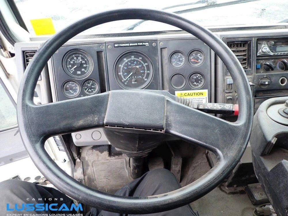 2006 Sterling Sc8000