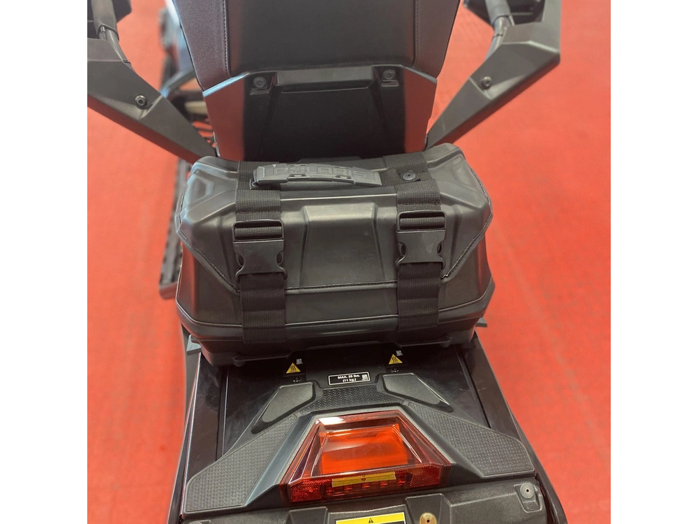 2025 Polaris 650 Indy Adventure 137 alt